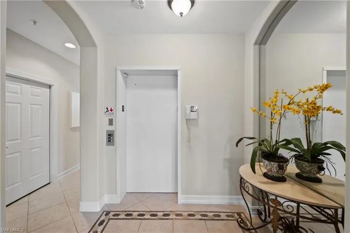 2658 Bolero Dr 9-2, Naples, Florida 34109