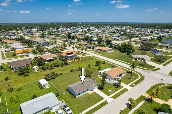 Bird's eye view featuring a residential view