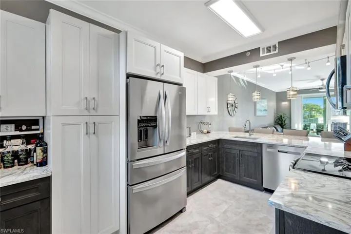16575 Lake Circle Dr 1115, Fort Myers, Florida 33908