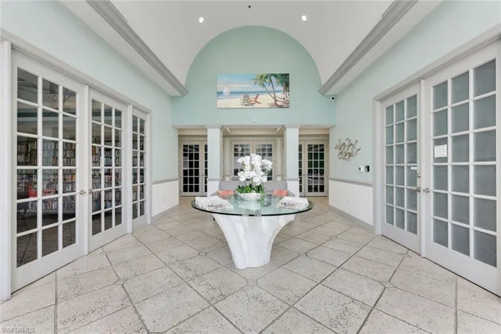 16575 Lake Circle Dr 1115, Fort Myers, Florida 33908
