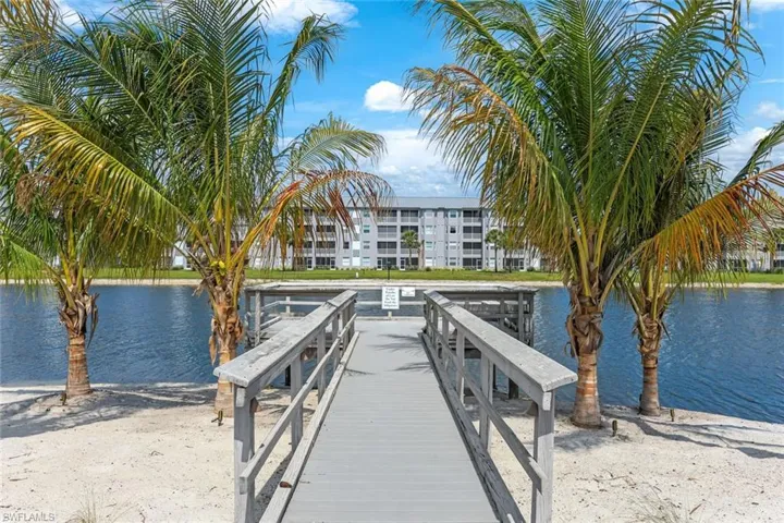 16575 Lake Circle Dr 1115, Fort Myers, Florida 33908