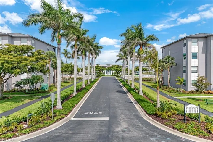 16575 Lake Circle Dr 1115, Fort Myers, Florida 33908