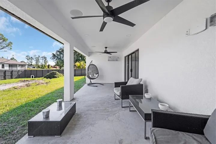 3820  7th SW ST, Lehigh Acres, FL 33976