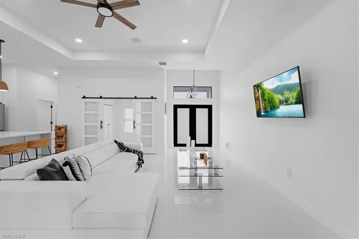 3820  7th SW ST, Lehigh Acres, FL 33976