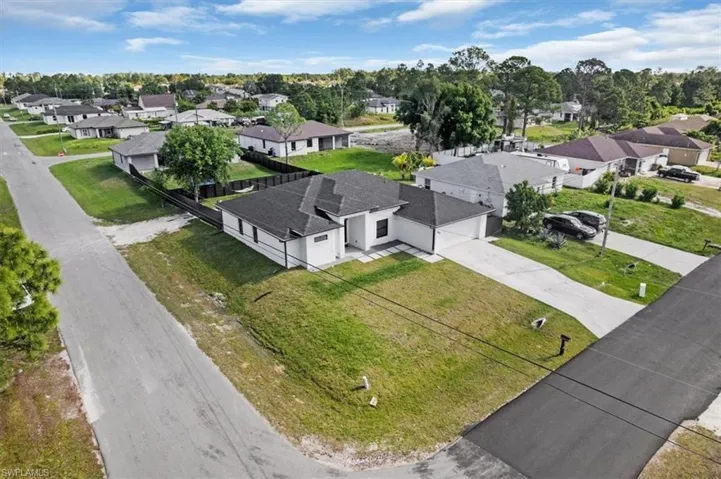3820  7th SW ST, Lehigh Acres, FL 33976