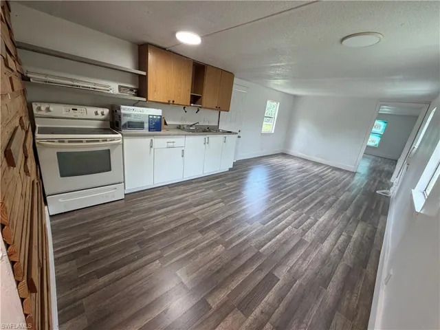 990 Riviera Ave, Clewiston, Florida 33440