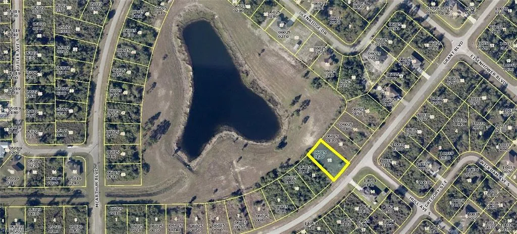 935  Grant  BLVD, Lehigh Acres, FL 33974
