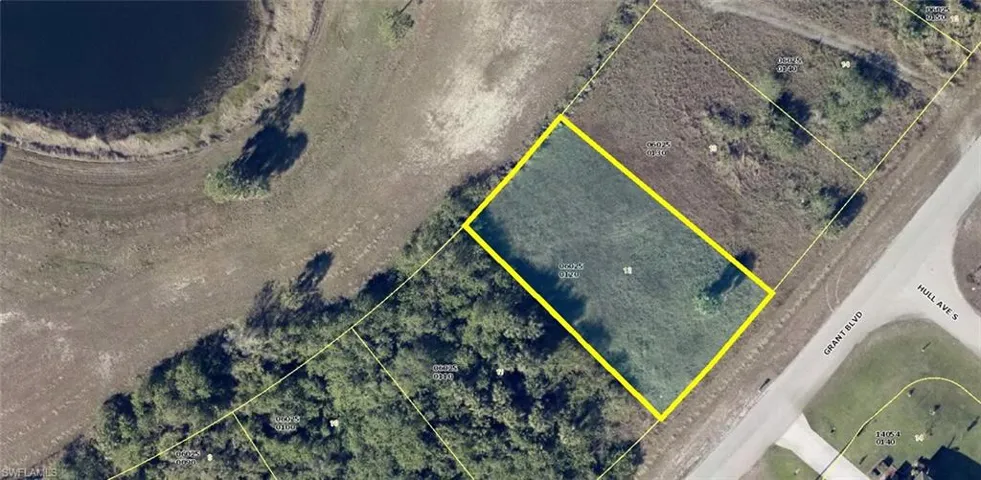 935  Grant  BLVD, Lehigh Acres, FL 33974
