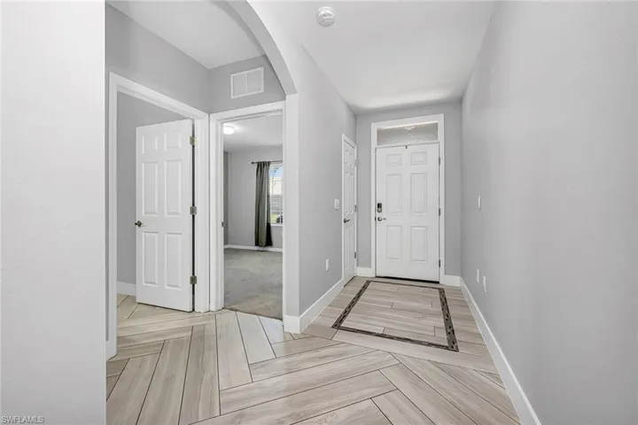 757  Twinning  ST, Naples, FL 34104