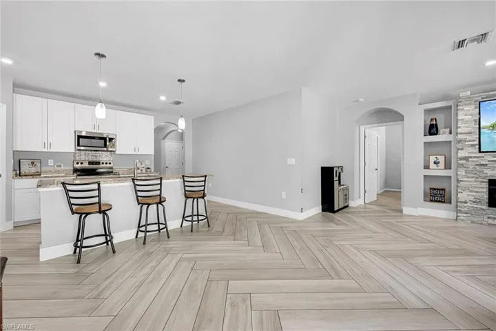 757  Twinning  ST, Naples, FL 34104