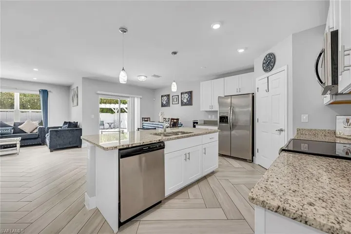 757  Twinning  ST, Naples, FL 34104