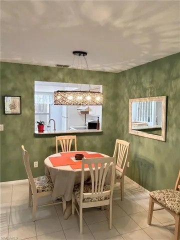 8534 Charter Club Cir 3, Fort Myers, Florida 33919