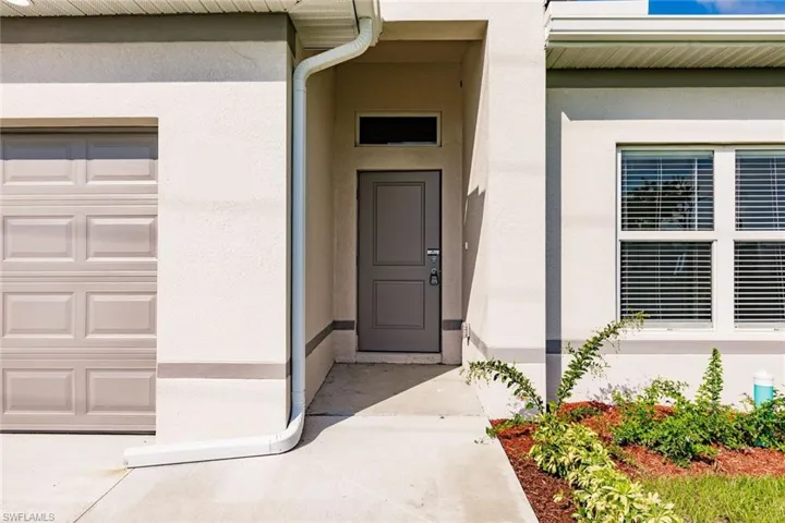 3082 Nw 4th Ave, Cape Coral, Florida 33993