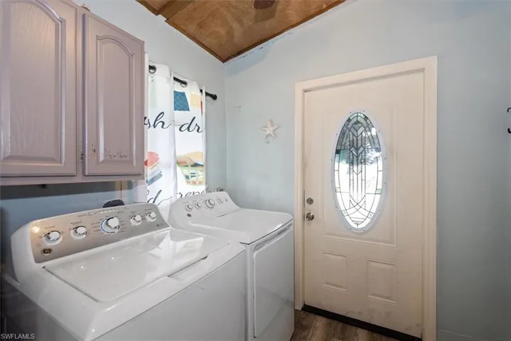 1721 Club House Rd, North Fort Myers, Florida 33917