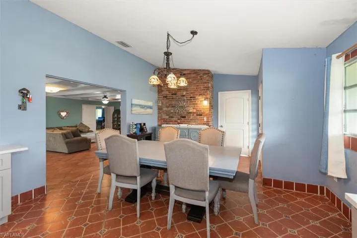 1721 Club House Rd, North Fort Myers, Florida 33917