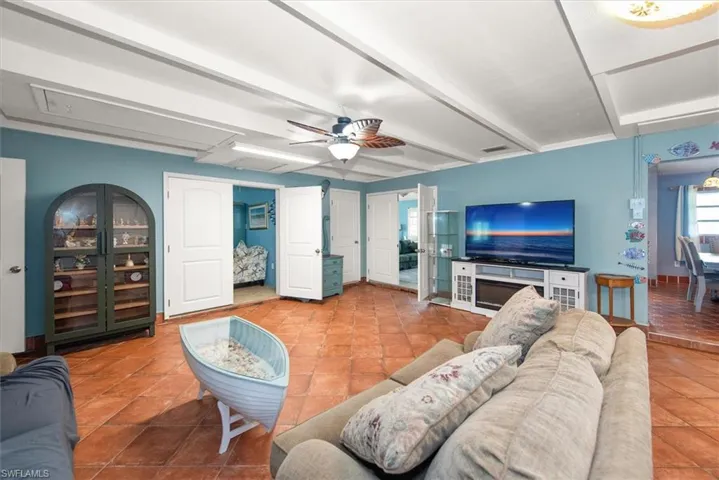 1721 Club House Rd, North Fort Myers, Florida 33917