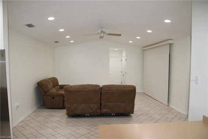 1433  Captains  WALK, Fort Pierce, FL 34950