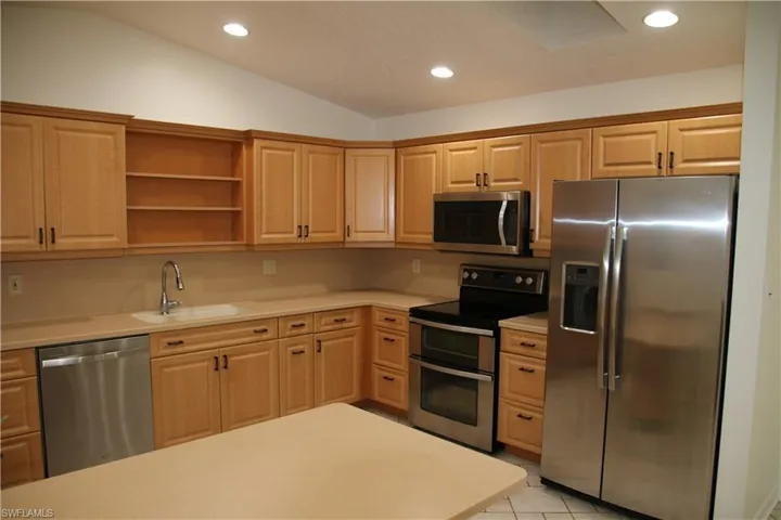 1433  Captains  WALK, Fort Pierce, FL 34950