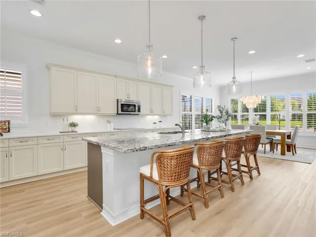 9454 Greenleigh Ct, Naples, Florida 34120
