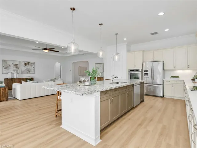 9454 Greenleigh Ct, Naples, Florida 34120