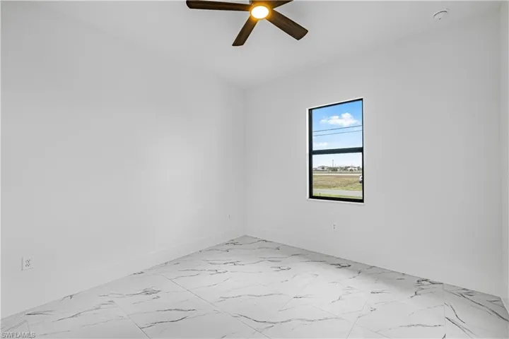 1633 Nw 31st Pl, Cape Coral, Florida 33993