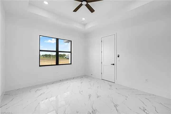 1633 Nw 31st Pl, Cape Coral, Florida 33993