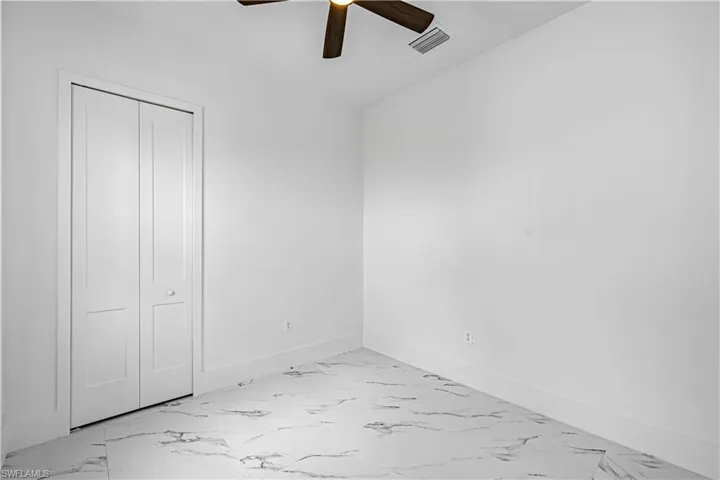 1633 Nw 31st Pl, Cape Coral, Florida 33993