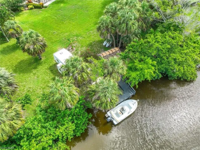 116 Sharwood Dr, Naples, Florida 34110