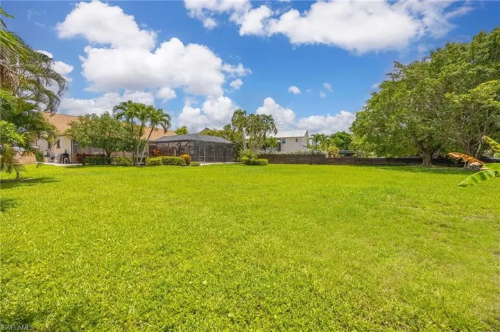 116 Sharwood Dr, Naples, Florida 34110