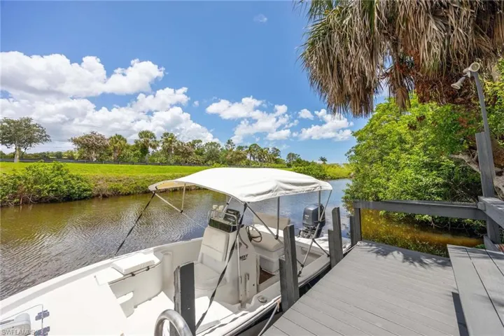 116 Sharwood Dr, Naples, Florida 34110