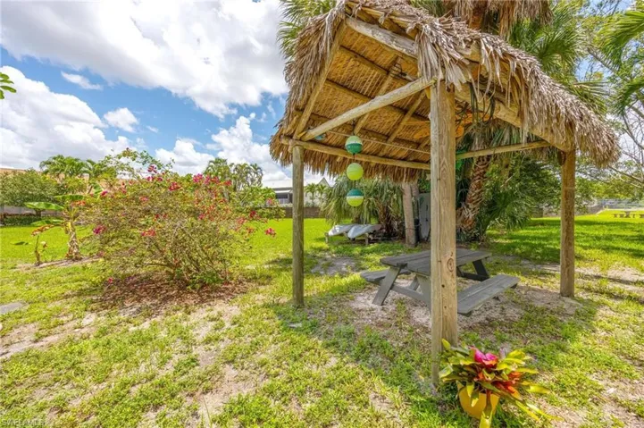 116 Sharwood Dr, Naples, Florida 34110