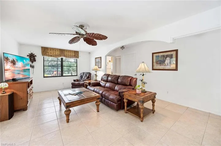 116 Sharwood Dr, Naples, Florida 34110