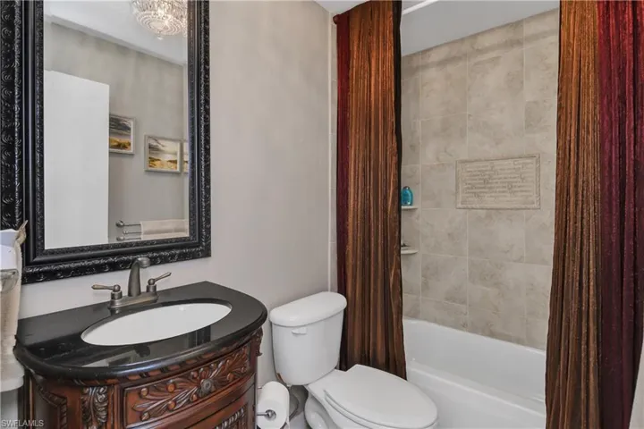 1290  Yesica Ann  CIR, Naples, FL 34110