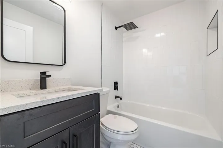 Shared main/bath