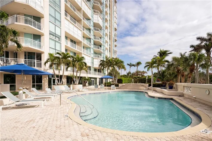 4255 Gulf Shore Blvd N 207, Naples, Florida 34103