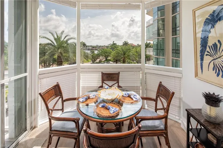 4255 Gulf Shore Blvd N 207, Naples, Florida 34103