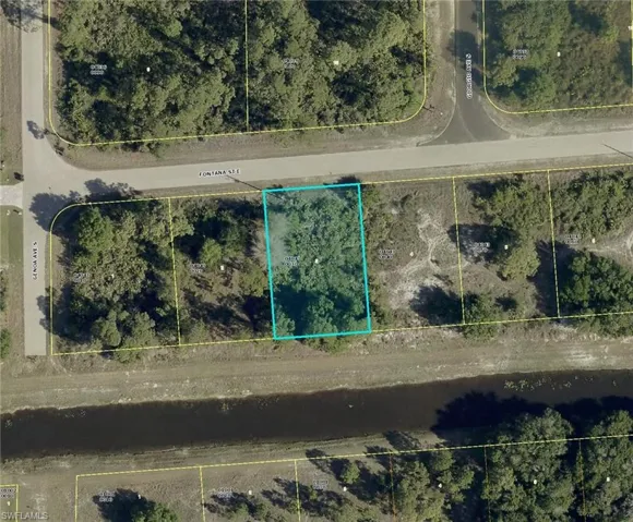 1106 Fontana St E, Lehigh Acres, Florida 33974