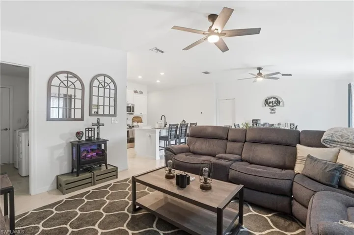 184 Peerless St, Lehigh Acres, Florida 33974