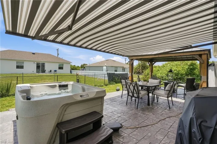 184 Peerless St, Lehigh Acres, Florida 33974