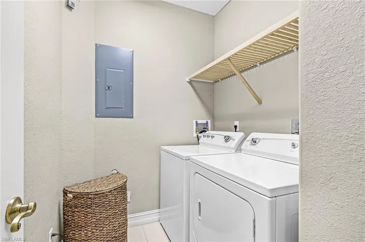 5626 Cape Harbour Dr 202, Cape Coral, Florida 33914