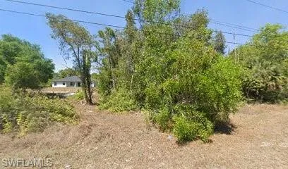 5202 3rd ST W, LEHIGH ACRES FL 33971
