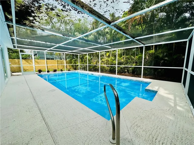 2926 Holly RD, FORT MYERS FL 33901