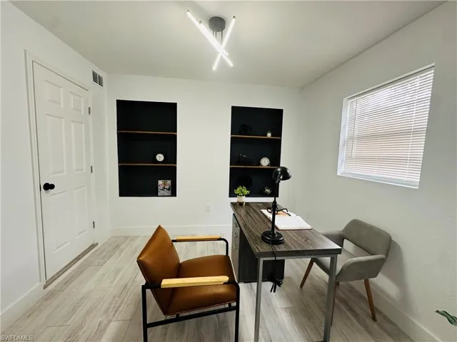 2926 Holly RD, FORT MYERS FL 33901