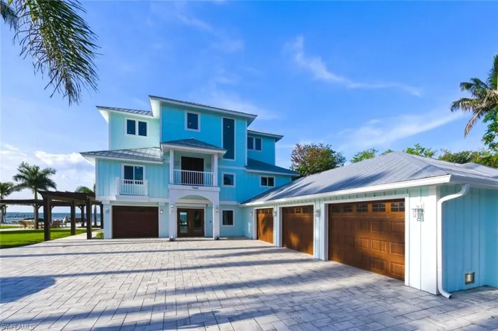 7660 Bocilla Ln, Bokeelia, Florida 33922