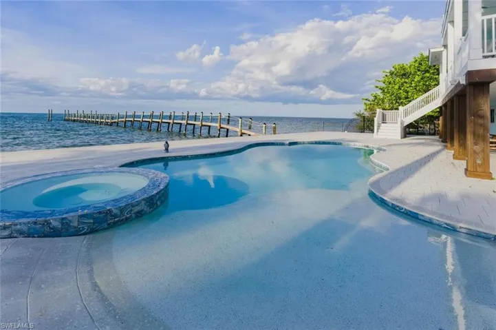 7660 Bocilla Ln, Bokeelia, Florida 33922