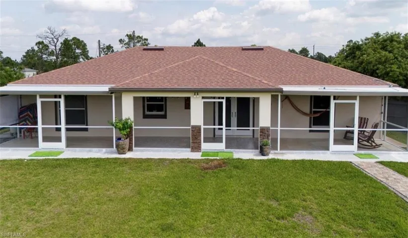 2705 41st St W, Lehigh Acres, Florida 33971