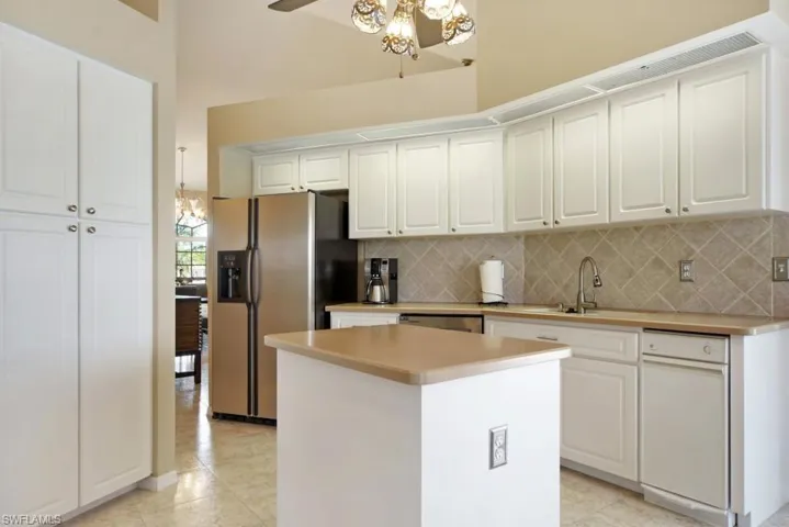 4009 Sw 25th Ct, Cape Coral, Florida 33914