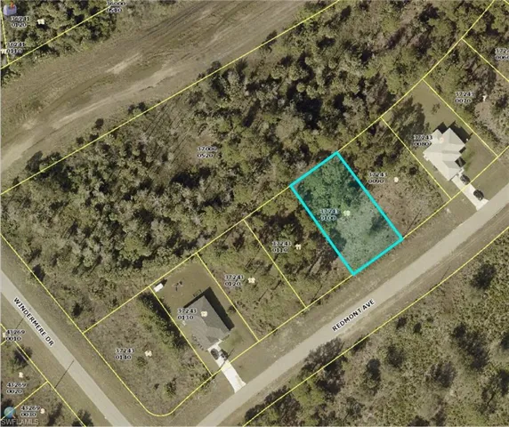 1909  REDMONT  AVE, Lee, FL 33972