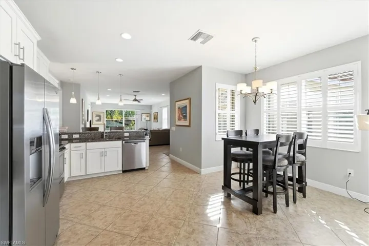 13390  Kent  ST, Naples, FL 34109