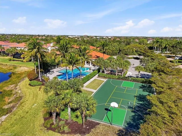 13390  Kent  ST, Naples, FL 34109